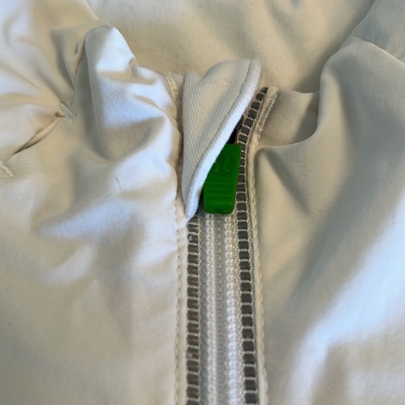 Lululemon light jacket - Picture 2 of 5